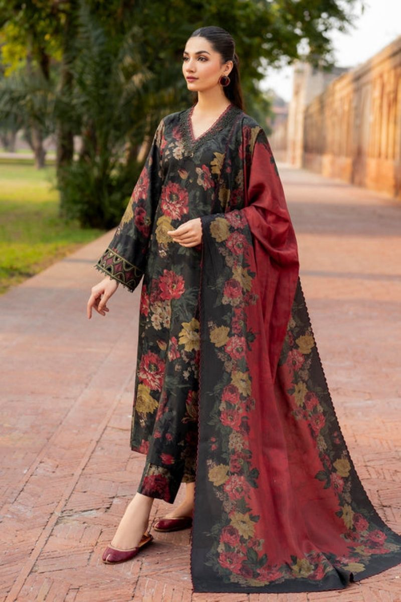 Embbroidered lawn 3-piece Dress